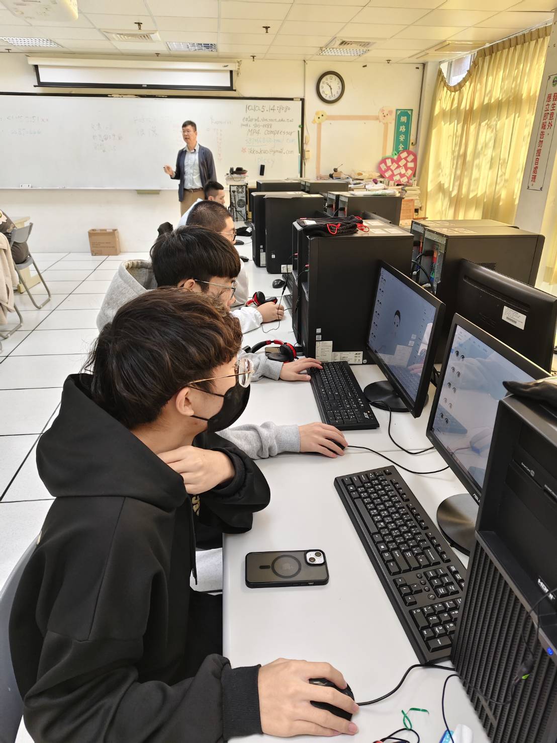 1125多媒體講座學生實作